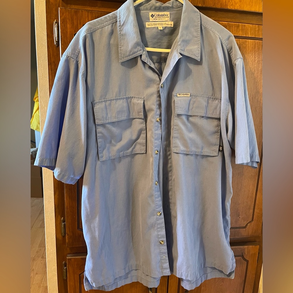 Columbia Light Blue Button-Up Shirt